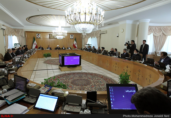 پاداش پایان خدمت بازنشستگان وزارتخانه‌های آموزش و پرورش و علوم تسویه می‌شود