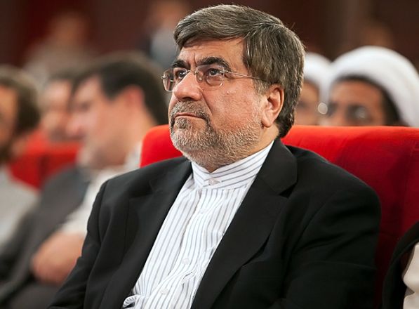 دوستدار همه سینماگران و هنرمندان هستم