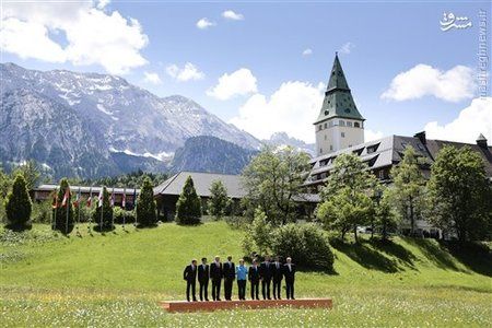 پیاده‌روی سران کشورهای G7 درفضایی‎ رمانتیک/ عکس